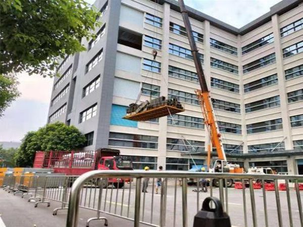 巢湖开发区吊车租赁电话_吊车出租的安全装置及知识